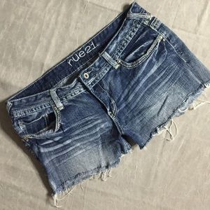 Rue 21 denim shorts (11/12)